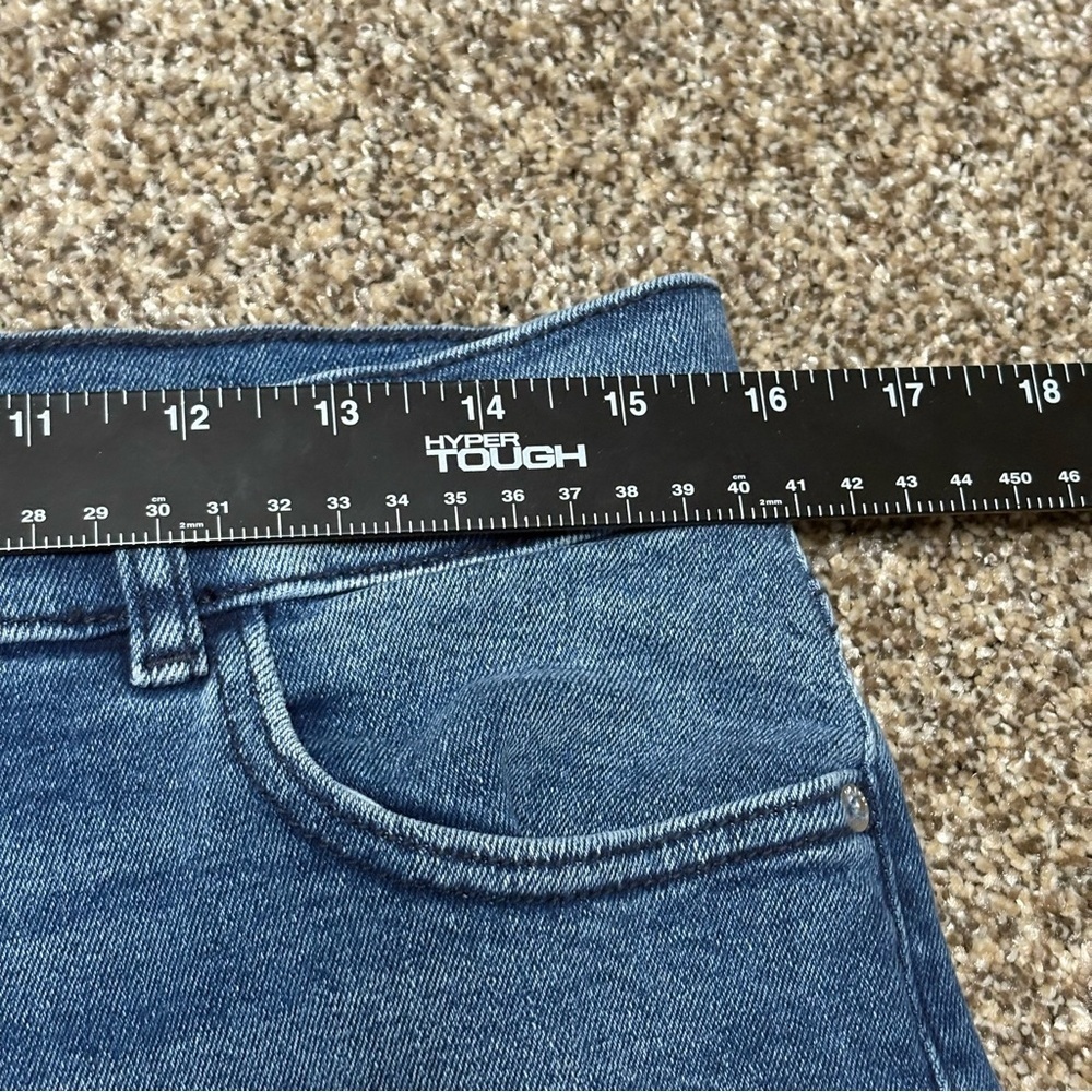 DL1961 Classic Blue Straight Leg Jeans - Picture 4 of 13